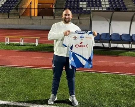 Dani Camarero en su presentación como nuevo entrenador del Loja CD (LOJA CD) Dani Camarero en su presentación como nuevo entrenador del Loja CD (LOJA CD)