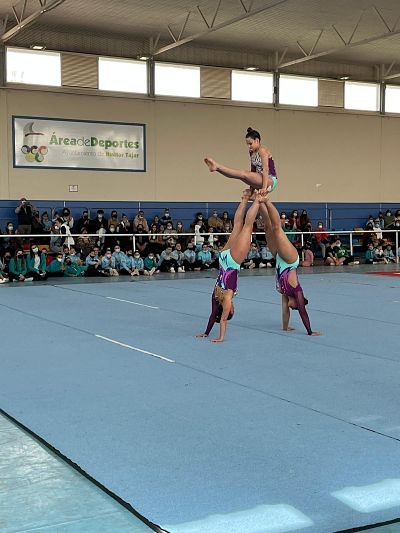 Exhibición de gimnasia rítmica celebrada en Huétor Tájar (AYTO. HUÉTOR TÁJAR)