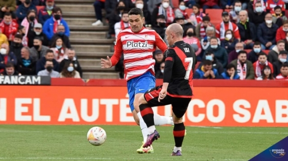 Jorge Molina fue el jugador más destacado del Granada CF (JOSÉ M. BALDOMERO) Jorge Molina fue el jugador más destacado del Granada CF (JOSÉ M. BALDOMERO)