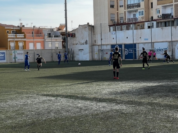 El CF Motril tuvo un mal día en el Nuevo San Ignacio (EL PALO FC) El CF Motril tuvo un mal día en el Nuevo San Ignacio (EL PALO FC)