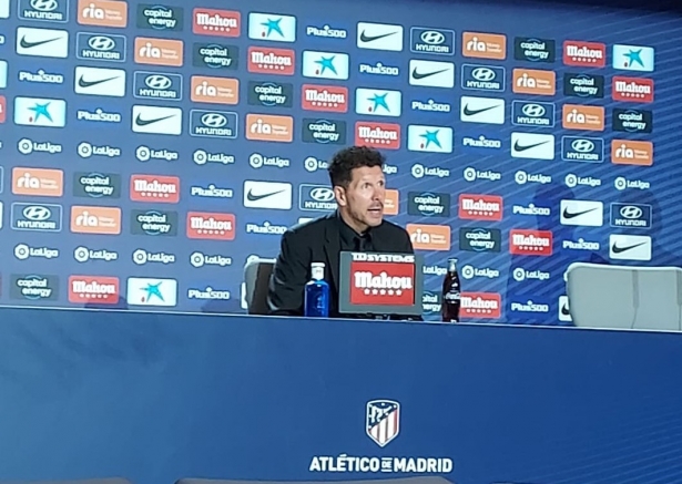 Simeone, en la rueda de prensa posterior al encuentro frente al Granada (FRAN CALVO) Simeone, en la rueda de prensa posterior al encuentro frente al Granada (FRAN CALVO)