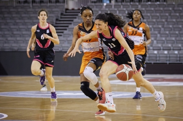 Marina Gea durante un partido de esta temporada (RACA) 