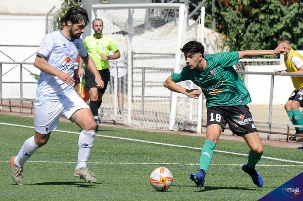 Todo por decidir para los equipos granadinos en la última jornada (JOSÉ M. BALDOMERO) Todo por decidir para los equipos granadinos en la última jornada (JOSÉ M. BALDOMERO)