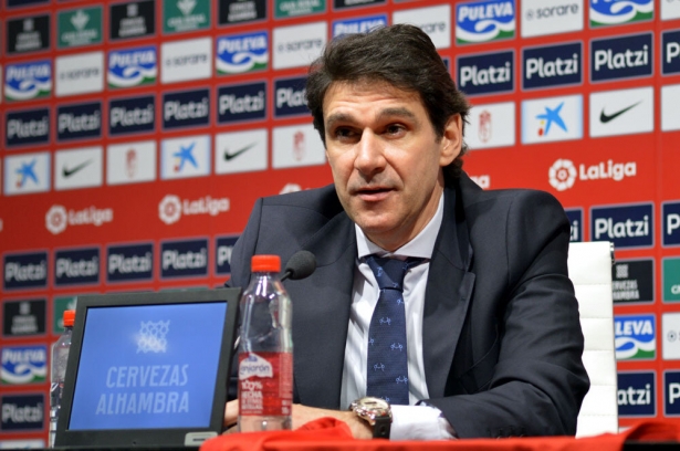 Karanka, en la rueda de prensa de su presentación con el Granada (JAVIER PALMA) Karanka, en la rueda de prensa de su presentación con el Granada (JAVIER PALMA)