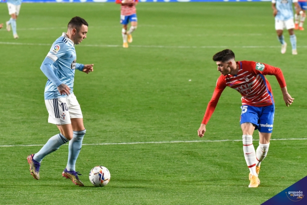Iago Aspas, en el partido del `Nuevo Los Cármenes` de la pasada temporada (JOSÉ M. BALDOMERO) Iago Aspas, en el partido del `Nuevo Los Cármenes` de la pasada temporada (JOSÉ M. BALDOMERO)
