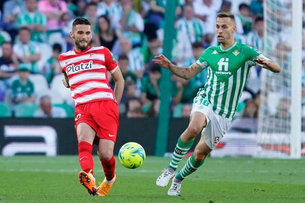 El Granada, tras caer en el Villamarín, se jugará la permanencia ante el Espanyol el domingo a las 20:00 horas (PEPE VILLOSLADA / GCF)