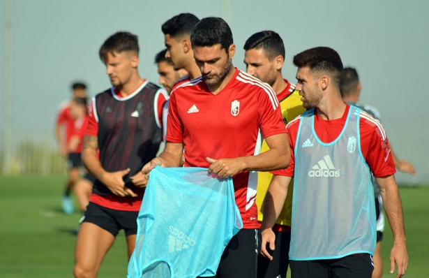 El Granada afrontará en Córdoba su primer amistoso de esta pretemporada (JAVIER PALMA) El Granada afrontará en Córdoba su primer amistoso de esta pretemporada (JAVIER PALMA)