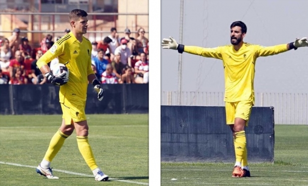 Raúl Fernández y André Ferreira, durante el choque frente al Linares (JOSÉ VELASCO / GRJ) Raúl Fernández y André Ferreira, durante el choque frente al Linares (JOSÉ VELASCO / GRJ)