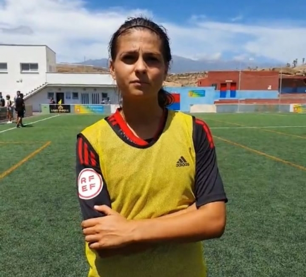 Laura Pérez, tras el partido en Tenerife (WOSO PROMISES MAGAZINE) Laura Pérez, tras el partido en Tenerife (WOSO PROMISES MAGAZINE)