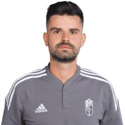 Roger Lamesa, entrenador del Granada Femenino (GCF) Roger Lamesa, entrenador del Granada Femenino (GCF)