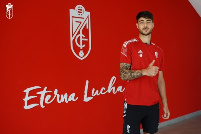Raúl Castro ha renovado con el Granada CF (GRANADA CF)