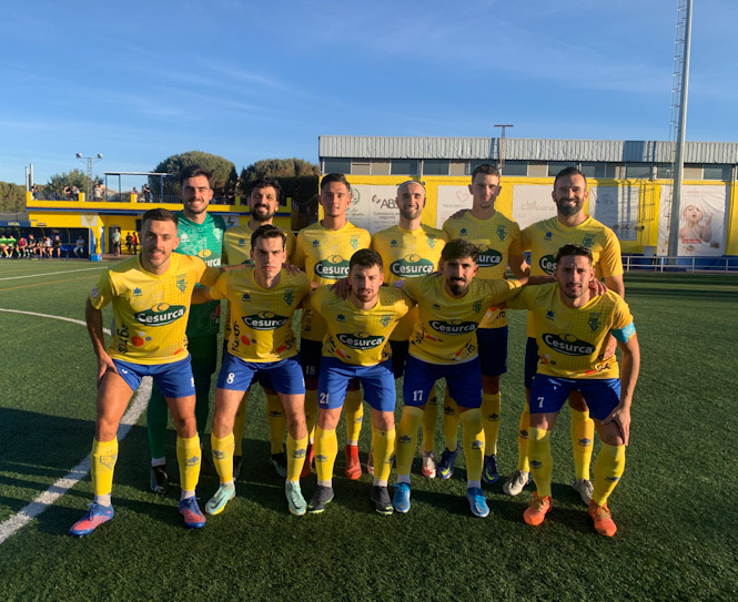 Once inicial del CD Huétor Tájar ante el Atlético Porcuna (CD HUÉTOR TÁJAR) 