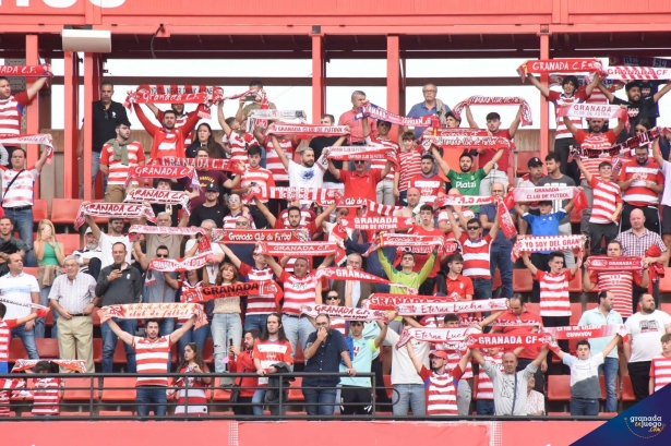 El Granada ha puesto las entradas a la venta para el encuentro frente al Sporting (JOSÉ M. BALDOMERO) El Granada ha puesto las entradas a la venta para el encuentro frente al Sporting (JOSÉ M. BALDOMERO)