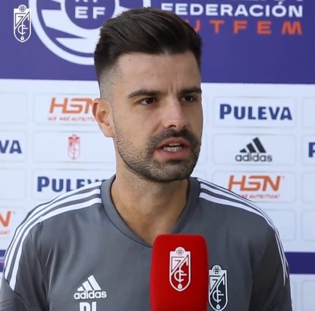 Roger Lamesa, entrenador del Granada Femenino (GCF TV) Roger Lamesa, entrenador del Granada Femenino (GCF TV)