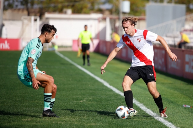 El Recreativo Granada cayó en la recta final (SEVILLA FC) El Recreativo Granada cayó en la recta final (SEVILLA FC)
