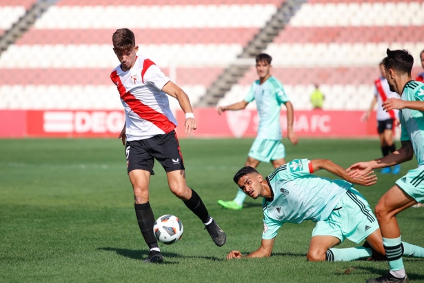 El filial del Granada CF no levanta cabeza (SEVILLA FC) 