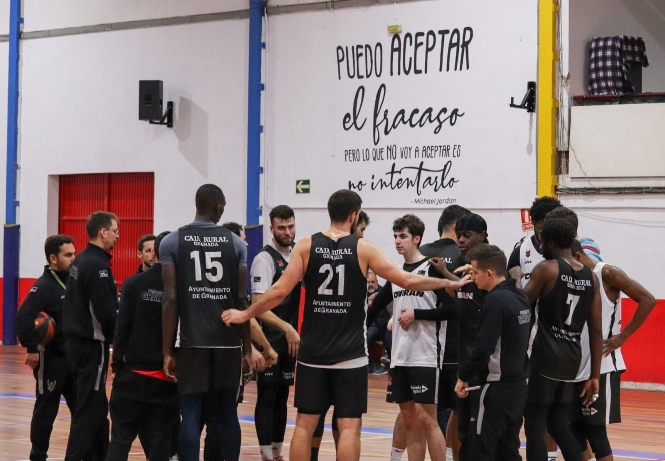 El Coviran Granada en el Pabellón de Deportes de Albolote (FERMÍN RODRÍGUEZ / FUNDACION-CBG) 