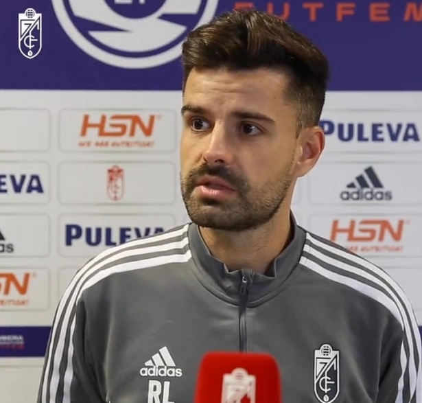 Roger Lamesa, entrenador del Granada Femenino (GCF TV) Roger Lamesa, entrenador del Granada Femenino (GCF TV)