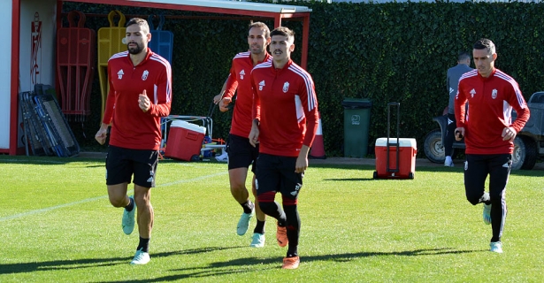 El Granada continúa trabajando de cara al partido de Leganés (JAVIER PALMA)