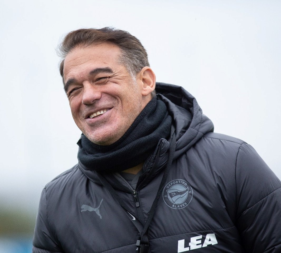 Luis García Plaza, técnico del Alavés (DEPORTIVO ALAVÉS)
