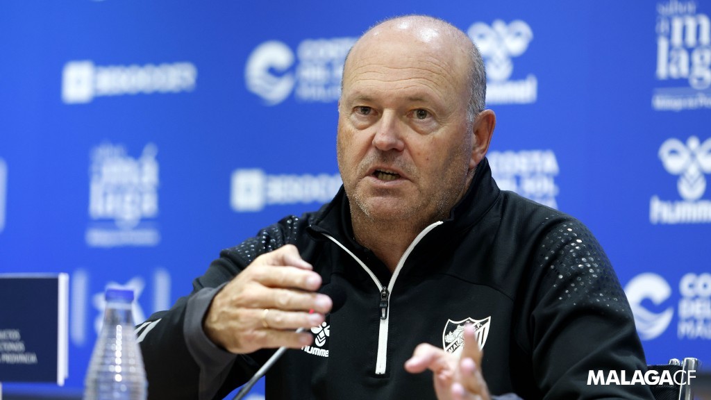 Pepe Mel, técnico malaguista, en rueda de prensa (MÁLAGA CF)