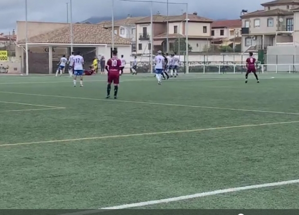 El Huracán de Melilla sorprendió al CF Motril (TWITTER TERCERA DIVISIÓN GRUPO IX) El Huracán de Melilla sorprendió al CF Motril (TWITTER TERCERA DIVISIÓN GRUPO IX)