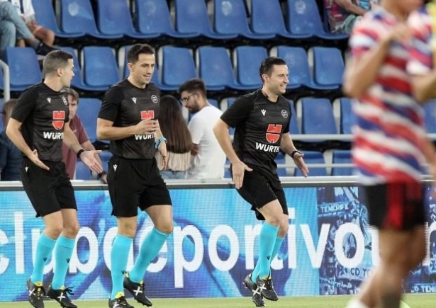 Ais Reig, en el centro, dirigirá el Lugo - Granada (LALIGA)