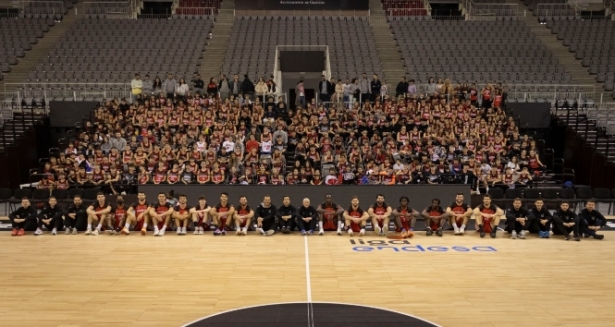 Foto de familia de la Fundación CB Granada (FUNDACIÓN CB GRANADA) Foto de familia de la Fundación CB Granada (FUNDACIÓN CB GRANADA)