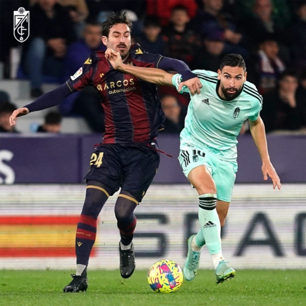 Antonio Puertas ha vuelto al once titular (GRANADA CF) Antonio Puertas ha vuelto al once titular (GRANADA CF)