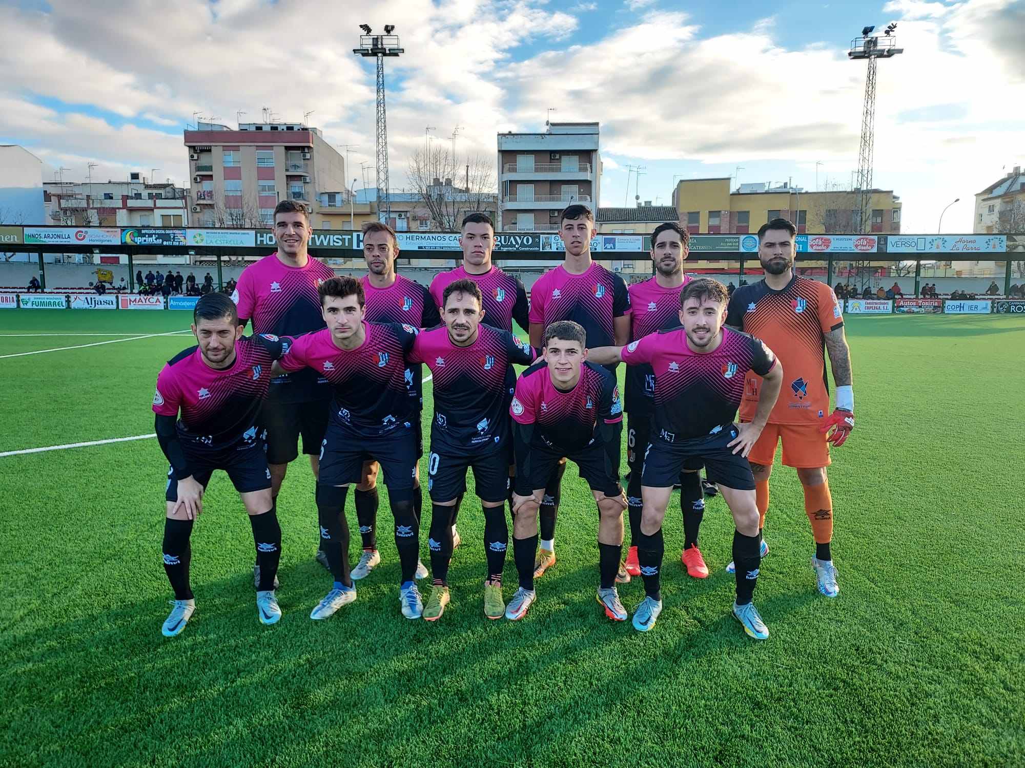 Once titular del Arenas en su partido en el `Matías Prats` de Torredonjimeno (ARENAS DE ARMILLA)