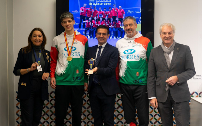 Recibimiento a Daniel Franco (AYUNTAMIENTO GRANADA)