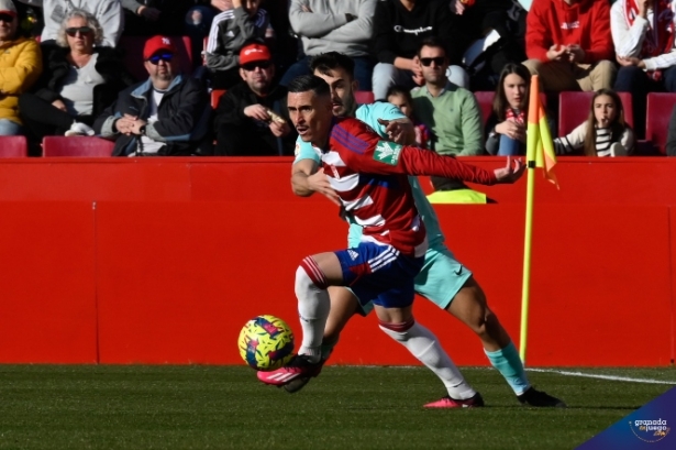 El Granada CF colabora en la campaña Cada Minuto CUenta (JOSÉ M. BALDOMERO) El Granada CF colabora en la campaña Cada Minuto CUenta (JOSÉ M. BALDOMERO)