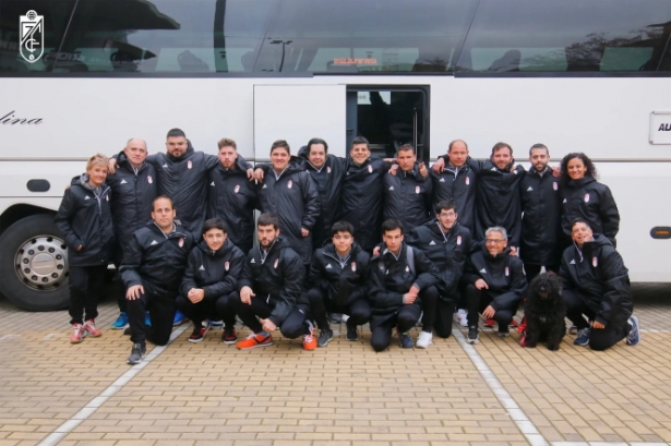 Equipo Genuine del Granada CF (GRANADA CF) Equipo Genuine del Granada CF (GRANADA CF)