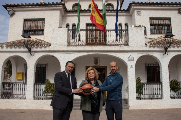 Firma del convenio (FUNDACION CB GRANADA) Firma del convenio (FUNDACION CB GRANADA)