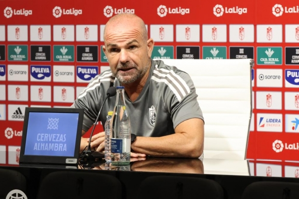 Paco López, en rueda de prensa (JOSÉ ANDRÉS FERNÁNDEZ) 