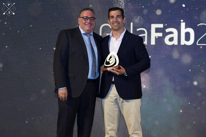 Pablo Pin recibe el galardón (FAB)