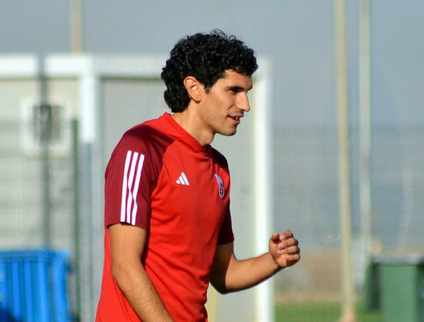 Vallejo sigue siendo el único fichaje del Granada CF (J. PALMA) Vallejo sigue siendo el único fichaje del Granada CF (J. PALMA)