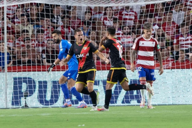 El Rayo celebra uno de los goles (LOF) El Rayo celebra uno de los goles (LOF)