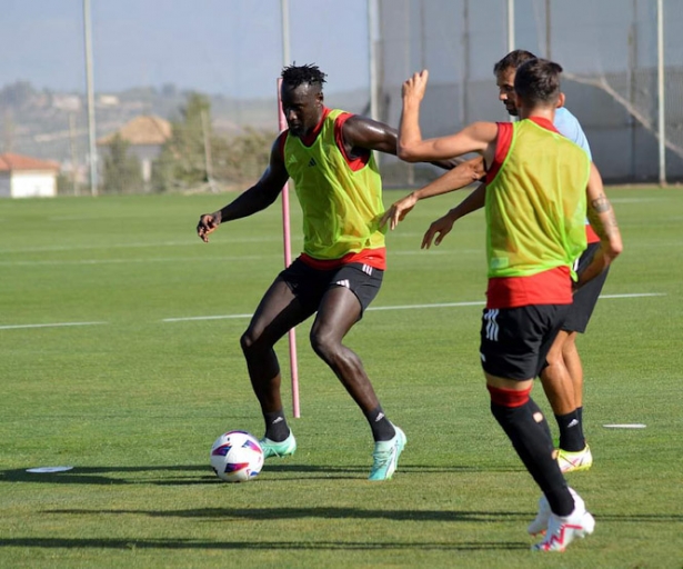 Entrenamiento del Granada CF (JAVIER PALMA) Entrenamiento del Granada CF (JAVIER PALMA)