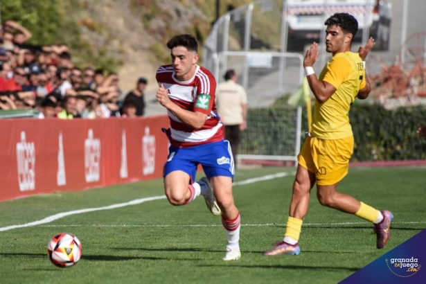 El Recreativo sumó un punto ante el Algeciras (JOSÉ M. BALDOMERO) El Recreativo sumó un punto ante el Algeciras (JOSÉ M. BALDOMERO)