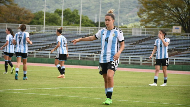 Nerea Agüero con la selección argentina ((GRANADA CF)