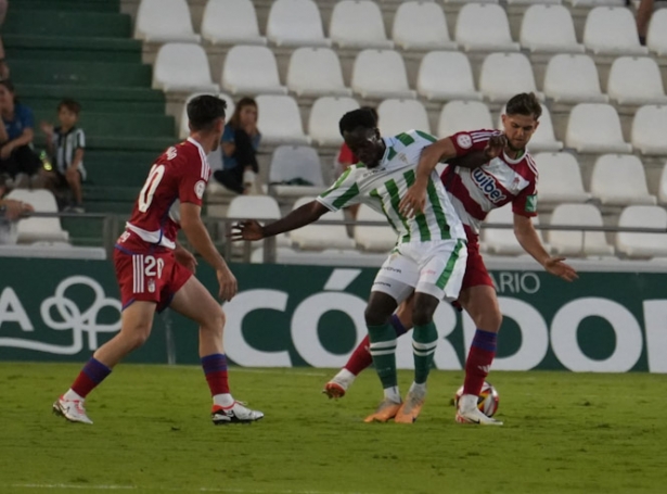 El Recreativo no pudo con el Córdoba (GRANADA CF)