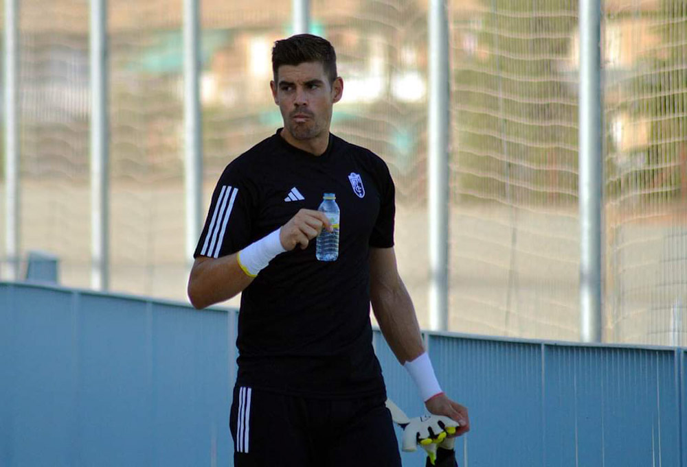 Raúl Fernández ha pasado por el quirófano (GRANADA CF)