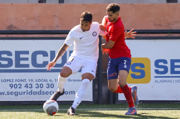 El Almuñécar City se llevó los puntos de `El Frascuelo` (CRISTIAN FERNÁNDEZ) El Almuñécar City se llevó los puntos de `El Frascuelo` (CRISTIAN FERNÁNDEZ)