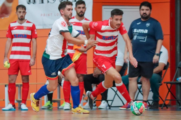El Sima Granada demostró su potencial ofensivo ante La Granja (CRISTIAN FERNÁNDEZ) El Sima Granada demostró su potencial ofensivo ante La Granja (CRISTIAN FERNÁNDEZ)