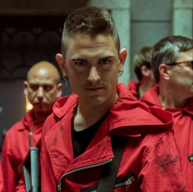 Ahicar Azkona en `La Casa de Papel` 