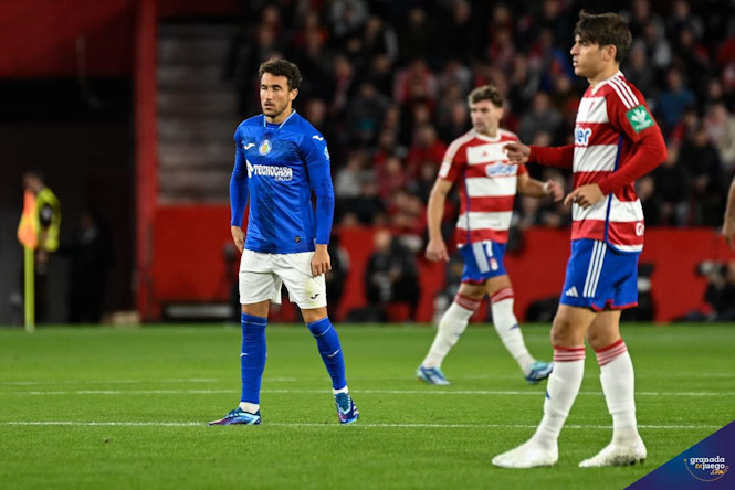 Gonzalo Víllar durante el partido (JOSÉ M. BALDOMERO) 