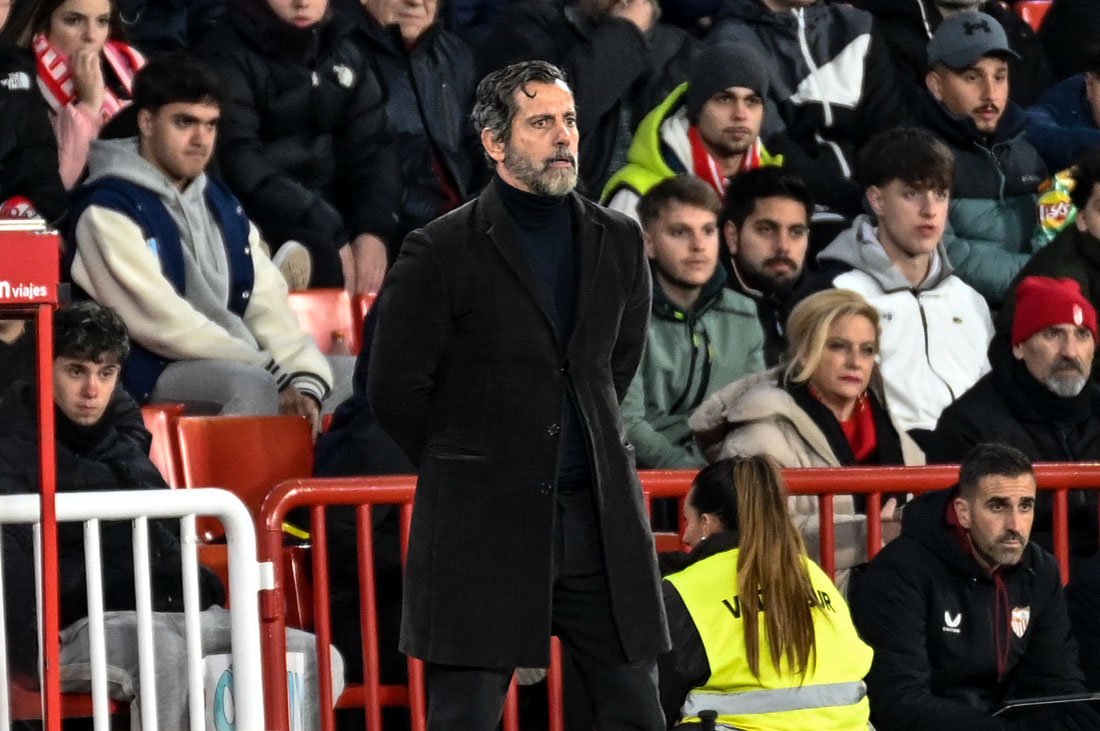 Quique Sánchez Flores, entrenador del Sevilla FC, durante el encuentro (JOSÉ M. BALDOMERO)