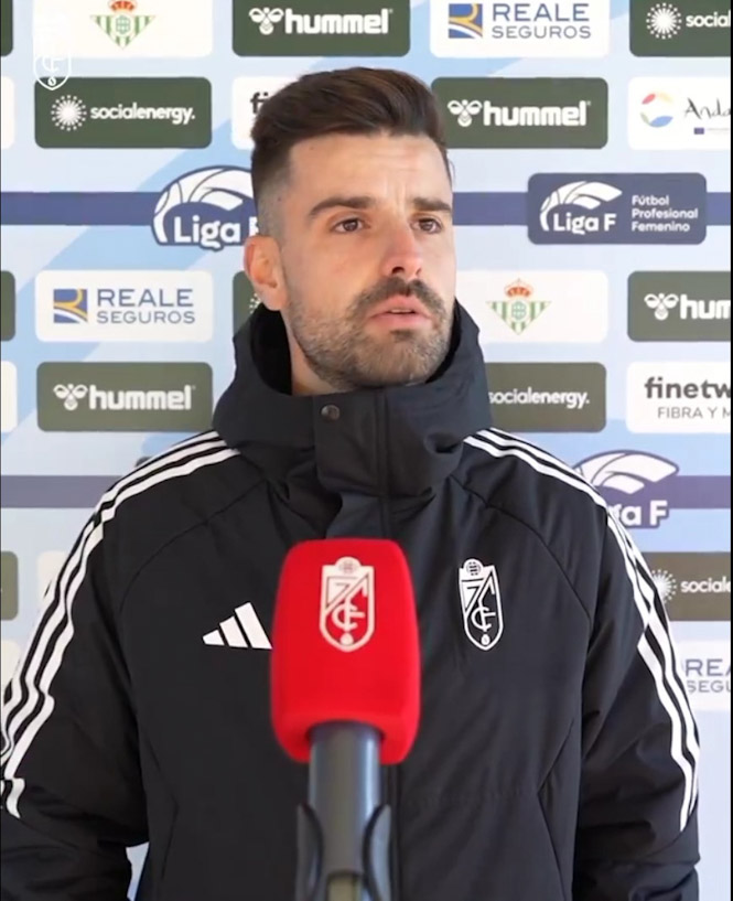 El entrenador del Granada CF Femenino, Roger Lamesa (GRANADA CF)