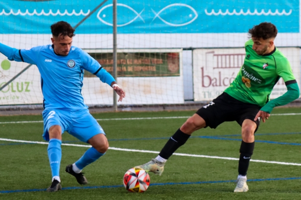 El CD Huetor Vega recibe este domingo al Arenas de Armilla (CRISTIAN FERNÁNDEZ) El CD Huetor Vega recibe este domingo al Arenas de Armilla (CRISTIAN FERNÁNDEZ)